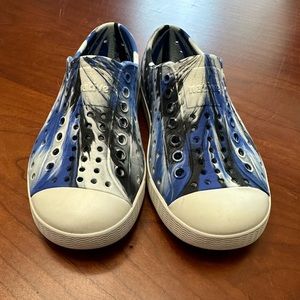 Native Jefferson Shoes Size c9